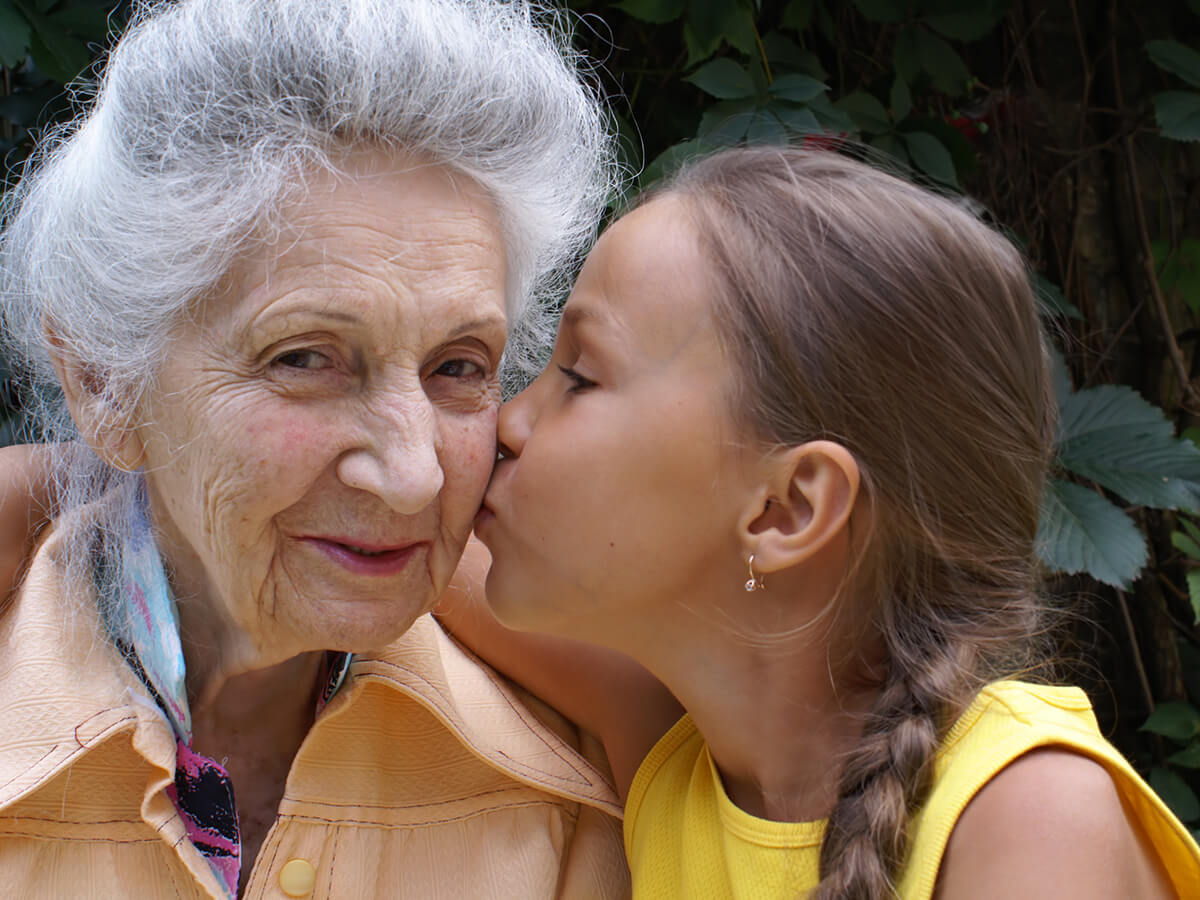Kiss и бабушка